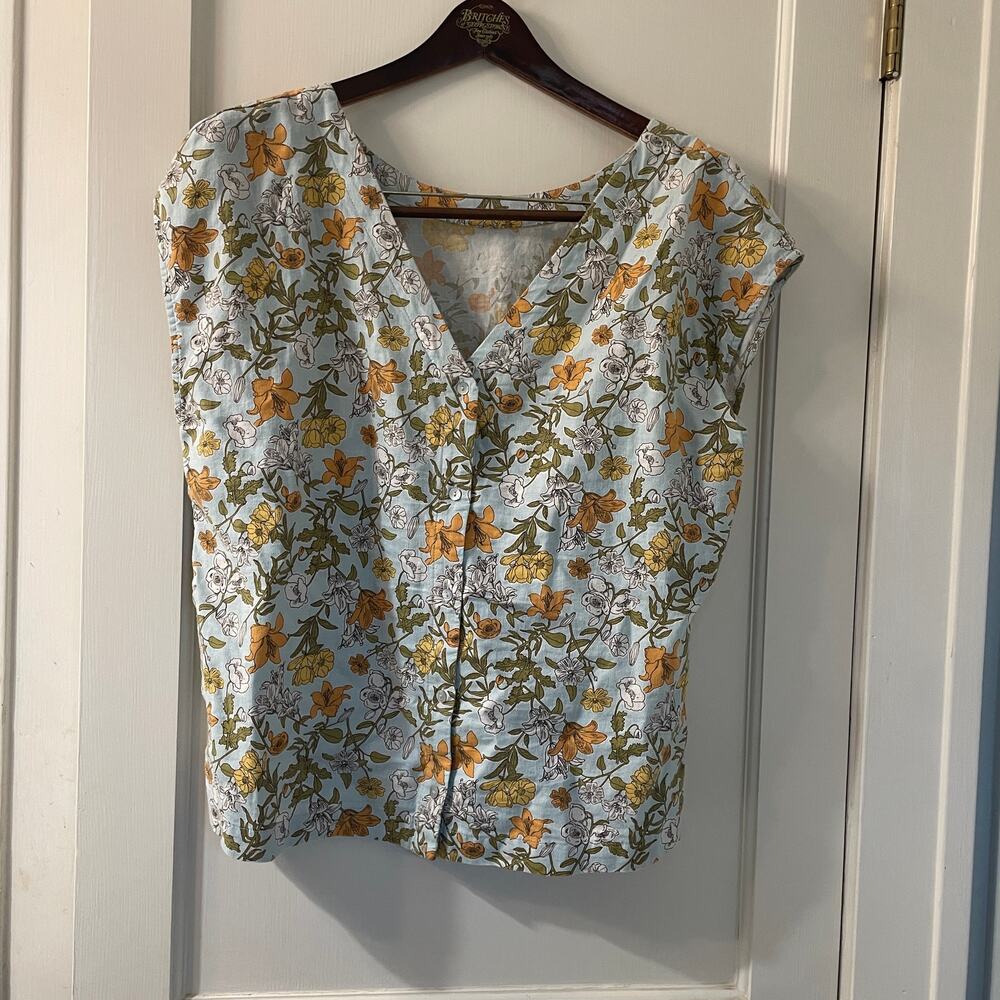 Cynthia Rowley linen floral top size Large V neck Button Down - Picture 2 of 6